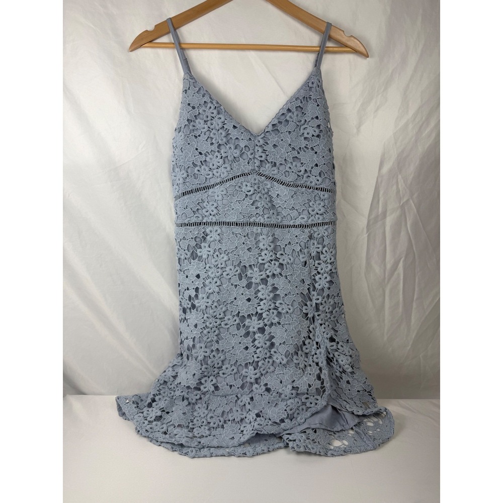 Abercrombie‎ & Fitch Size M Blue Floral Lace Crochet Peplum Cami Tank Top